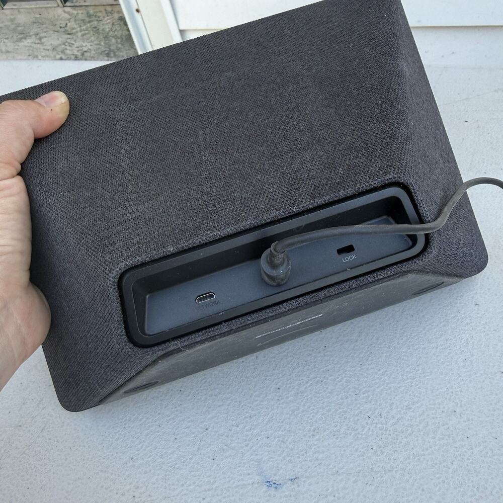 Amazon Echo Show 2nd Generation 10" HD Display Smart Speaker w/ Charger Alexa